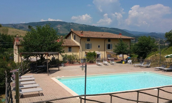 Serravalle Pistoiese Apartment | Lodging in a wine estate,private Terrace,pool,Wi-Fi,village walk distance,sl 6