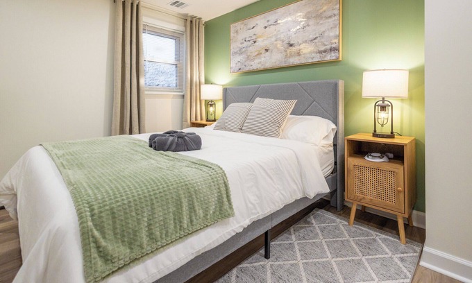 Lodi Apartment | Lodi 1 Bedroom, In-Unit Laundry, Fios, Safe, Quiet, Convenient