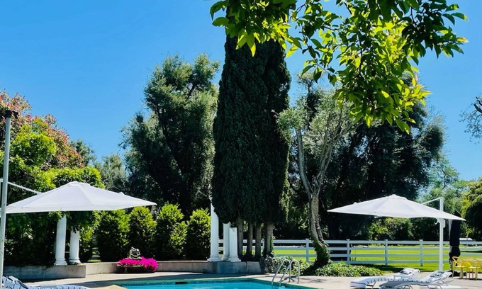 Victor Cottage | Lodi Winery Estate Cottage - Kitchenette, Pool, on Mokelumne River