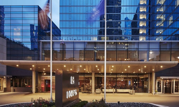 Streeterville Hotel | Loews Chicago Hotel