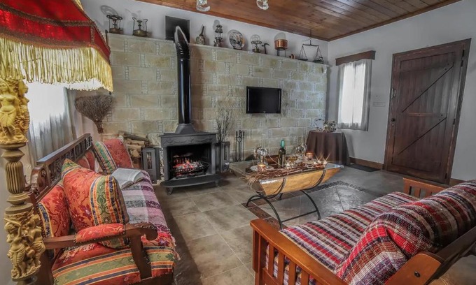 Lofou House | Lofou Traditional House