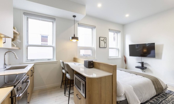 Rimouski-Neigette Apartment | Loft 204 | Rooftop | Downtown