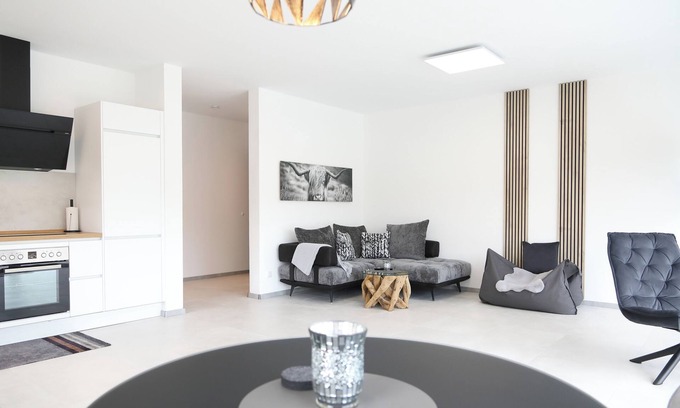 Treis-Karden Apartment | Loft 6 with fantastic panoramic view of the Moselle, near Elz Castle, hiking paradise & sauna