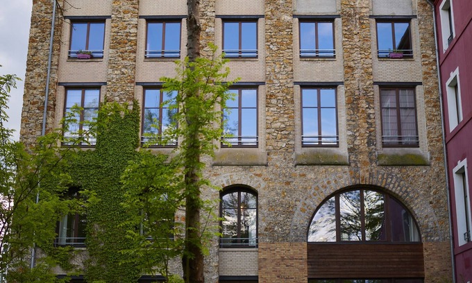 Champrosay Apartment | LOFT along the Seine