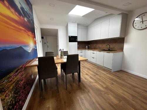 Bielawa Apartment | Loft Apartments Bielawa "Wschód Słońca" Polskie Como Góry Sowie