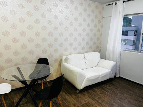 Centro Apartment | Loft central, cozinha e sala