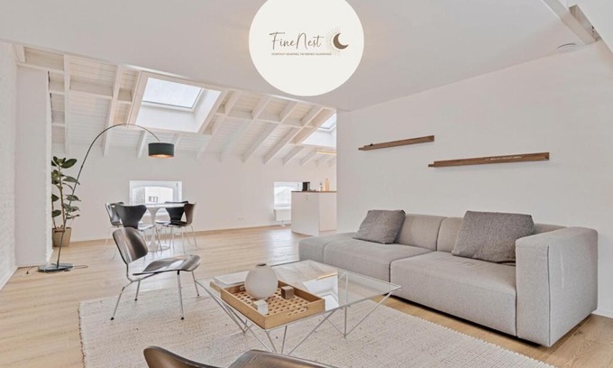 Feronstree et Hors-Chateau Apartment | Loft City Center - 2 bedrooms - parking - by FineNest
