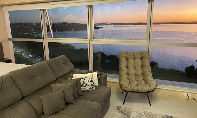 Cristal Apartment | Loft com vista incrível no Barra Shopping