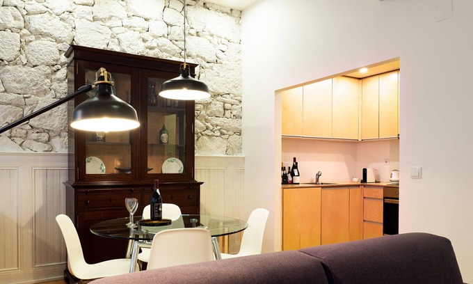 Viseu Apartment | Loft D - historic building in the heart of Viseu with wifi