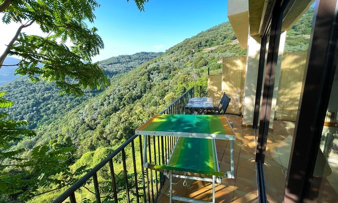 Sainte-Lucie-de-Tallano Apartment | LOFT DE CHARME 72 m2 CLIM PANORAMA SUR VUE GRANDIOSE