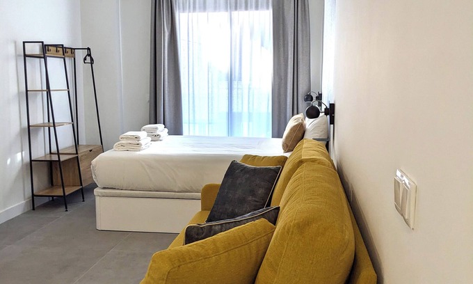 L'Hospitalet de Llobregat Apartment | Loft apartment next to FIRA GRAN VIA