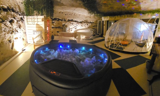 Chateaudun House | Loft et spa Entièrement Troglodyte