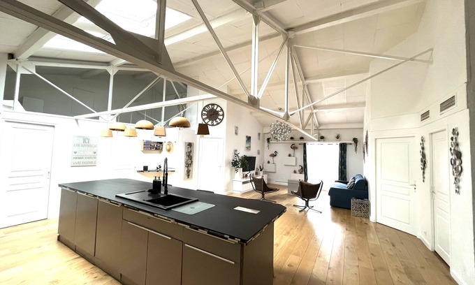 Lattes Apartment | ✨ Loft Evasion – Spacious, Stylish & Family-Friendly near Montpellier & Sea ✨