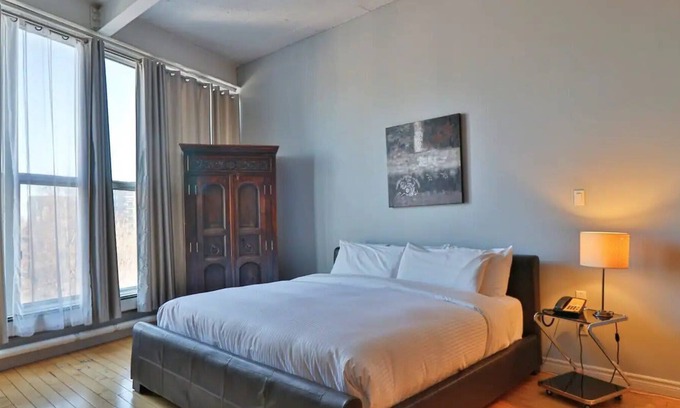 Latin Quarter Apartment | Loft Hotel | Large Loft w Kitchen | Quartier Latin