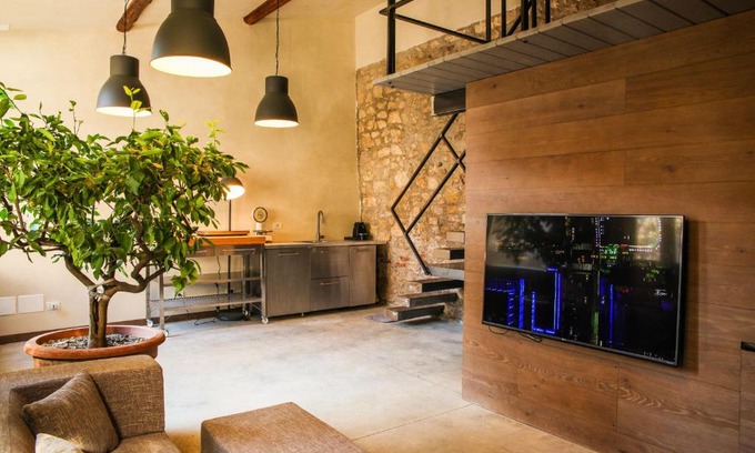 Nord-Est Apartment | Loft In The Courtyard