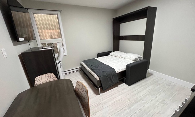 Rouyn-Noranda Apartment | Loft miniature near Plage Kiwanis (Le Centre-Ville)