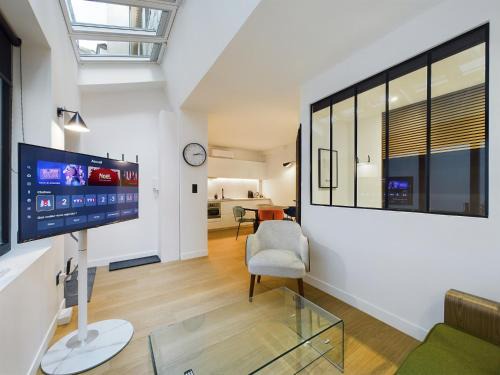 Historic Center Apartment | Loft neuf derrière la Cathédrale