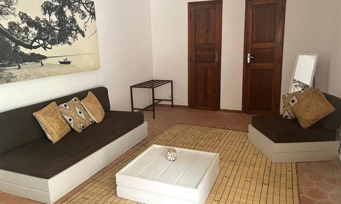 St. Louis Apartment | Loft Saint-Louisien - MuPho