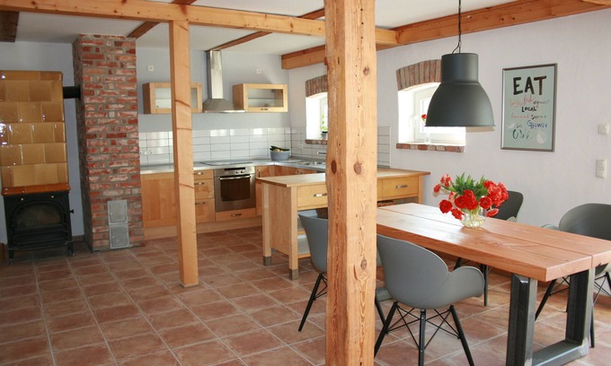 Boiensdorf Apartment | Loft w. Tiled stove and bookable sauna
