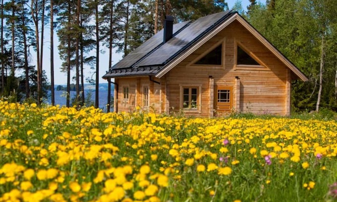 Nalden Cabin | Log cabin by the lake - comfort surrounded by nature!