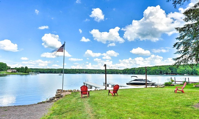 Indian Lake Cabin | Log Cabin Getaway on Double Lot at Indian Lake!