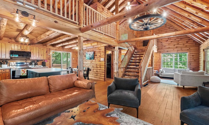 Monroe Cabin | Log Cabin Retreat in Monroe