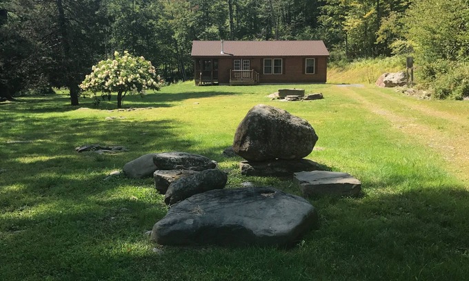 Willow Cabin | Log Cabin/screened porch, 9 Acres/Mountain views