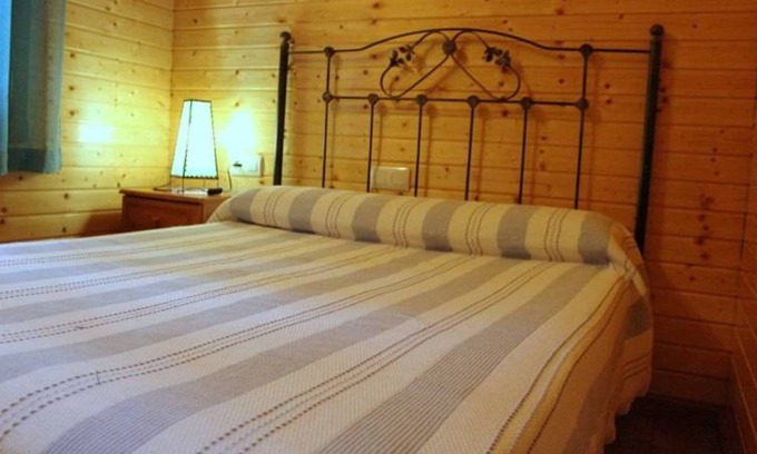 Ossa de Montiel House | Log Cabins Los Molinos, council