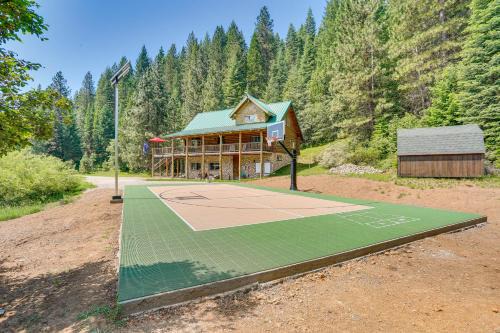 McCloud House | Log Home on 60 Private Acres By Mt Shasta Ski Park
