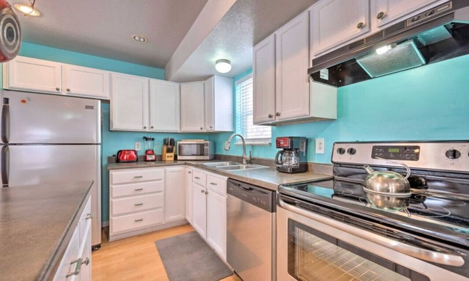 Logan House | Logan Mountain Home 3 bed 2 bath