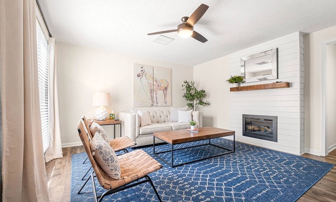 Shelby Park House | Logan Street: Central Location, Renovated w/3 Beds