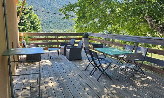 Seranon House | Logement 4 Haras de Séranon Accès Piscine Intérieure