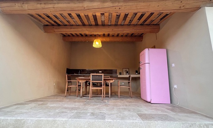Puget Apartment | Logement au Calme Dans le Luberon