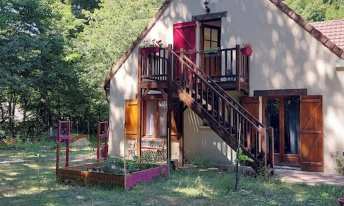 Abondant House | Logement Dans Résidence Boisée