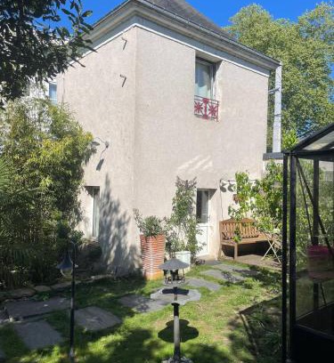 Saint-Jacques - Pirmil House | Logement entier - Le pigeonnier de la plume