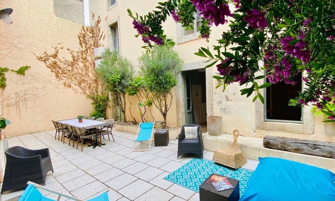 Lezignan-Corbieres House | Logement Touristique Villa Eugénie