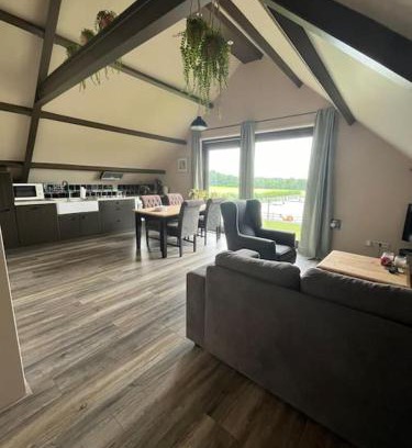 Jubbega Apartment | Logeren boven paarden