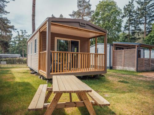 Vessem Ski Chalet | Loggia Wood