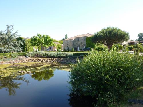 Landevieille Bed & Breakfast | Logis de la Robliniere