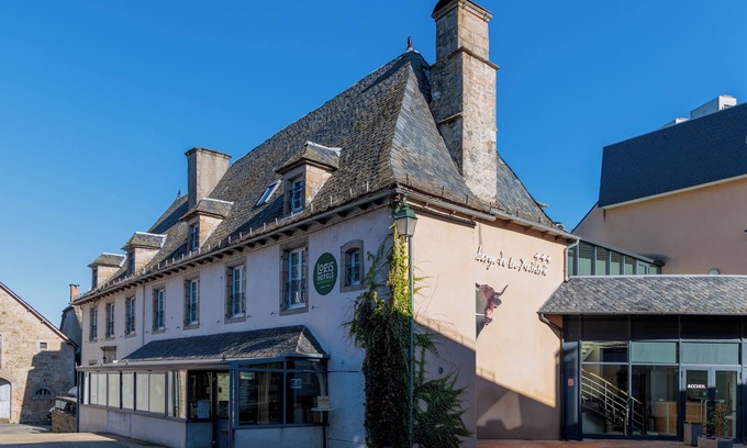 Saint-Privat Hotel | Logis Hôtel Auberge de la Xaintrie