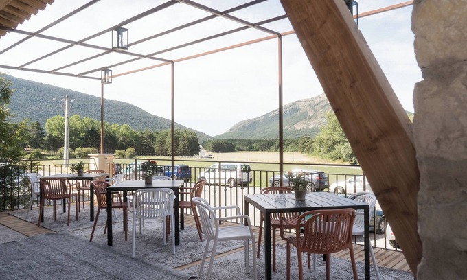 Seranon Hotel | Logis Hôtel de l'Artuby
