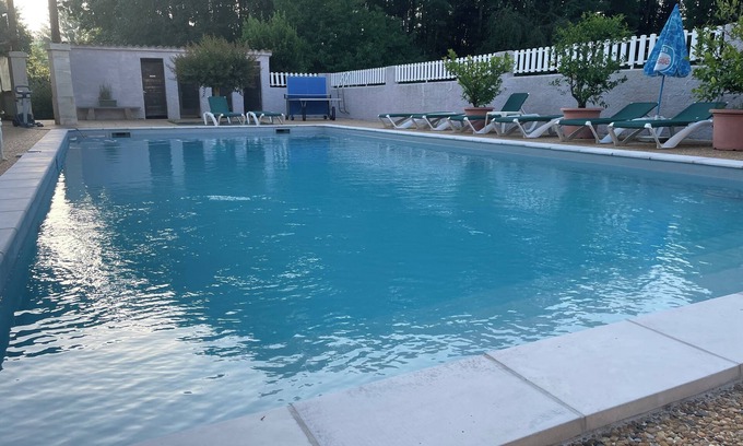 Vaissac Hotel | Logis Hôtels - Chez Terrassier - Hôtel et Restaurant