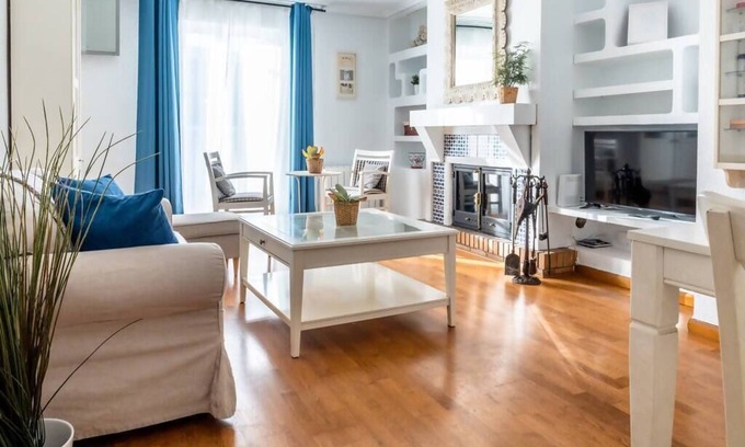 La Magdalena Apartment | LOIRA SAN MIGUEL: Classic and Modern Enchantment