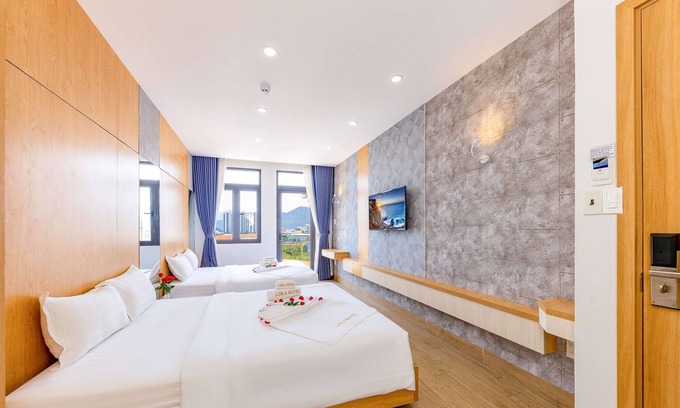 Phuoc Long House | Loka hotel - Triple room
