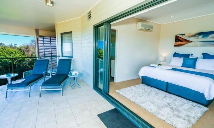 Agnes Water Apartment | Loka Santi 12: Penthouse with Sea Views
