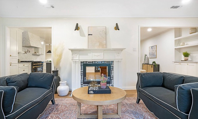 McKinney House | London Chic Downtown Manor House