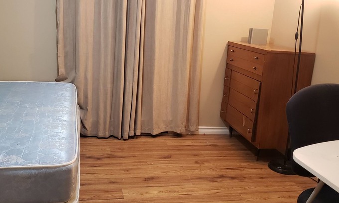 Argyle House | LONDON ONTARIO no more than 2 persons in a room and minimum $100 x 2 days=$200
