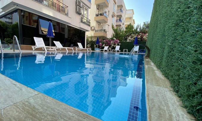 Konyaalti Apartment | London Otel