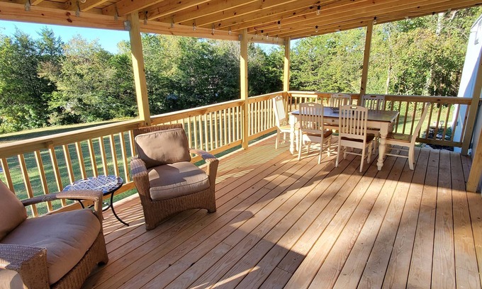 Kedron Cottage | LondonHouse615nRelax & Rejuvenate:Tranquility Awaits! 2 bed/1bath @ Aly Farm