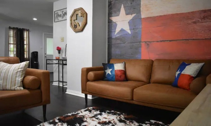 Santa Fe House | Lonestar Texas theme House in Santa Fe
